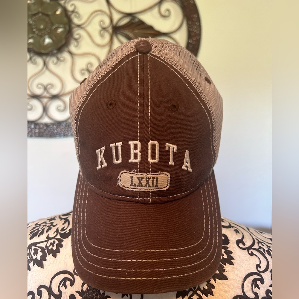 Kubota hat